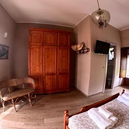 B&B A Casa Di Maybe Caserta Dış mekan fotoğraf