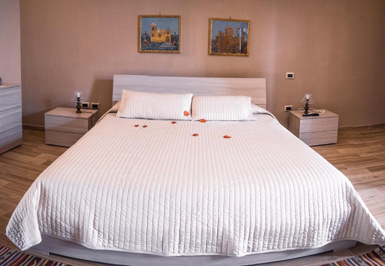 B&B A Casa Di Maybe Caserta Dış mekan fotoğraf