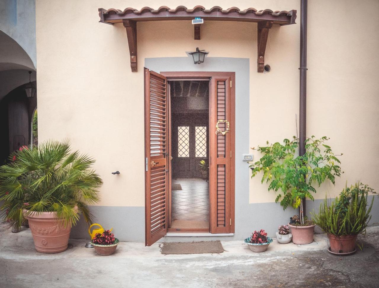 B&B A Casa Di Maybe Caserta Dış mekan fotoğraf